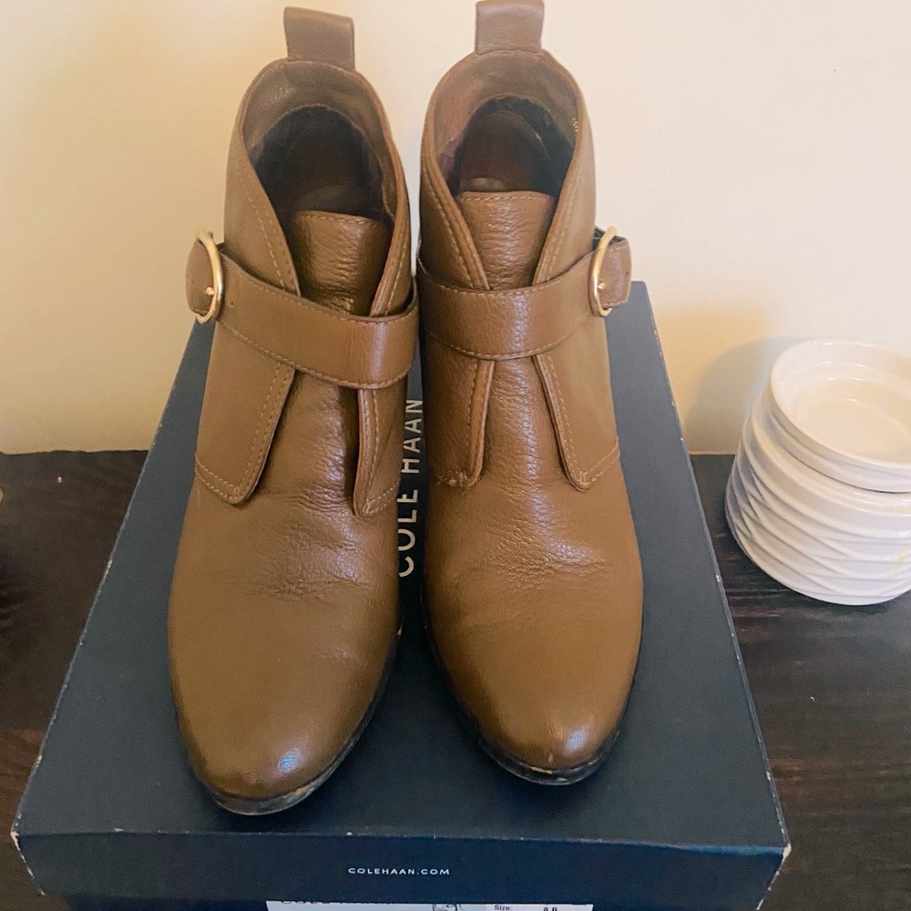Olive Green Women’s Cole Haan Boots. Sz 8.5